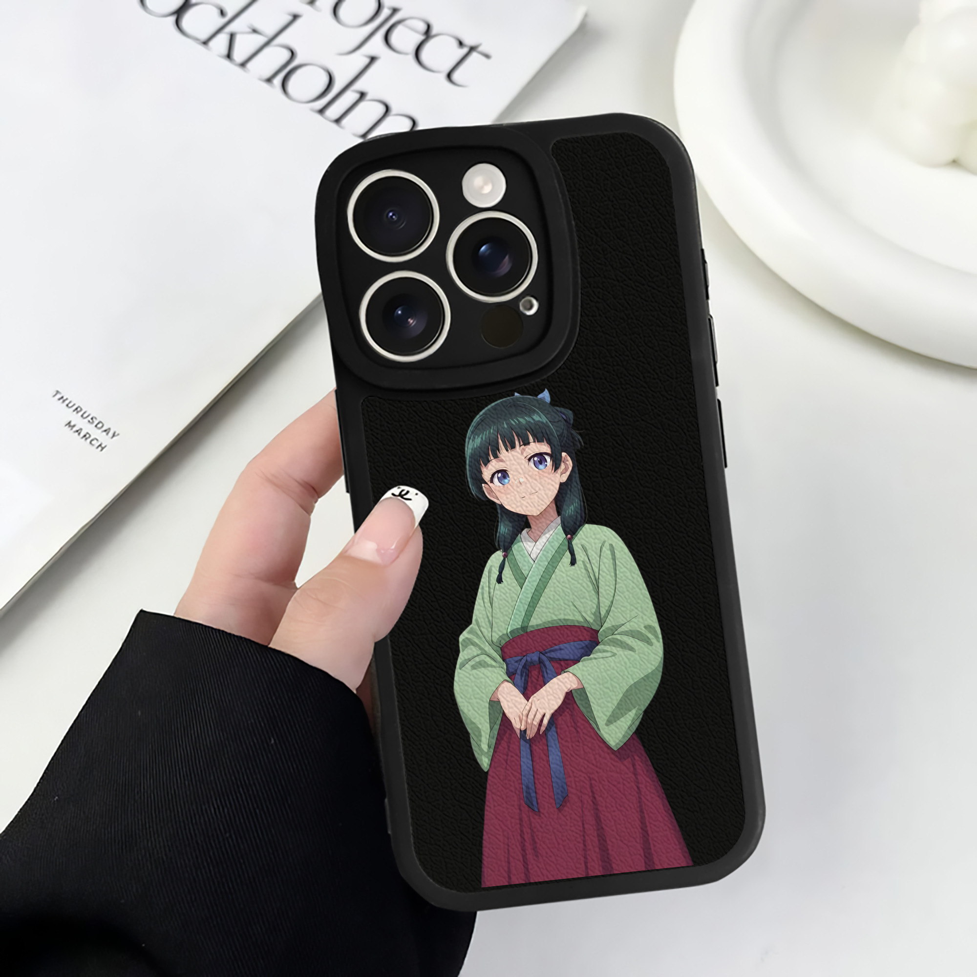 （画像用） 薬屋のひとりごと The Apothecary Diaries 【iPhone 16シリーズ対応】シリコンスマホケース（レザー調） 材質：シリコン